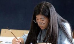 新闻系女大学生最新爆料,新闻系女大学生亲述新闻系内幕”